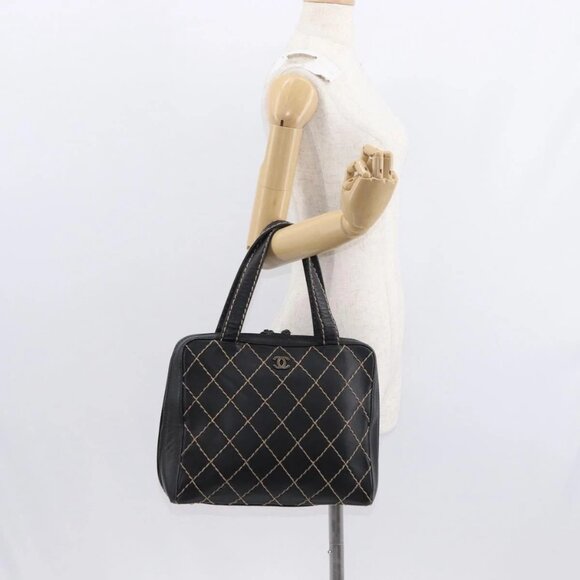 CHANEL Handbags - CHANEL Wild stitch Hand Bag Lamb Skin Black CC Auth BA8410